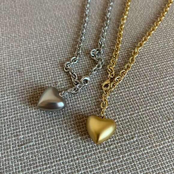 *Set* Roxanne Assoulin The Mini Puffy Heart Necklace Duo Gold/Silver - Picture 6 of 6